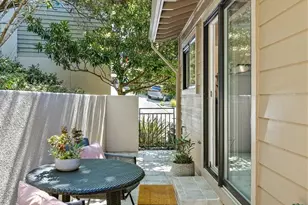 25 Captains Cove, Oakland, CA 94618 - Photo 23