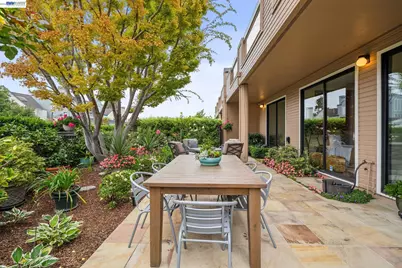 9 Regulus Ct, Alameda, CA 94501 - Photo 43
