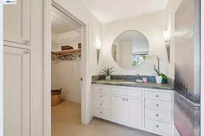 9 Regulus Ct, Alameda, CA 94501 - Photo 31