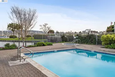 9 Regulus Ct, Alameda, CA 94501 - Photo 11