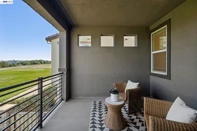 258 Benmore Dr, Hayward, CA 94542 - Photo 25