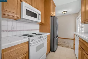 14180 Santiago Rd, San Leandro, CA 94577 - Photo 31