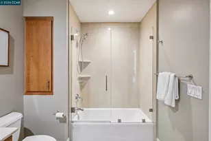 438 Grand Ave, Oakland, CA 94612 - Photo 43