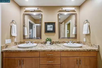 438 Grand Ave #405, Oakland, CA 94612 - Photo 37