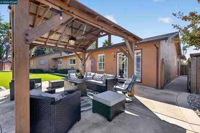 1812 Elkwood Dr, Concord, CA 94519 - Photo 35