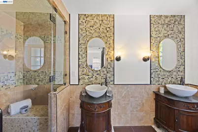33011 Carrara Ter, Union City, CA 94587 - Photo 15
