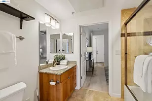 2330 University Ave, East Palo Alto, CA 94303 - Photo 17