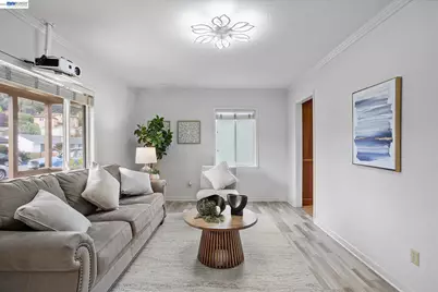 3270 Keith Ave, Castro Valley, CA 94546 - Photo 3