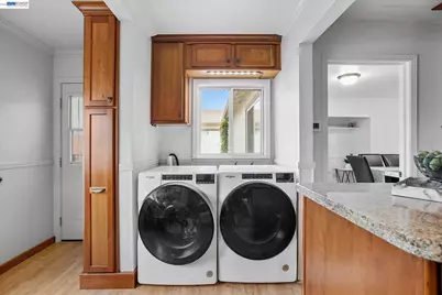 3270 Keith Ave, Castro Valley, CA 94546 - Photo 9