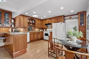 3270 Keith Ave, Castro Valley, CA 94546 - Photo 11