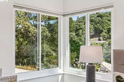 33 Valley Dr, Orinda, CA 94563 - Photo 31
