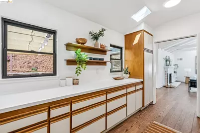 33 Valley Dr, Orinda, CA 94563 - Photo 15