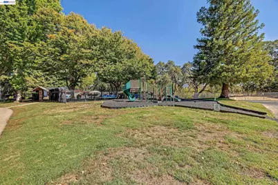 8104 Ensenada #2, Pleasanton, CA 94588 - Photo 57