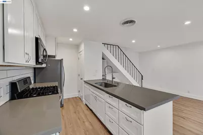 8104 Ensenada #2, Pleasanton, CA 94588 - Photo 17