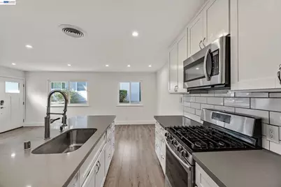 8104 Ensenada #2, Pleasanton, CA 94588 - Photo 13