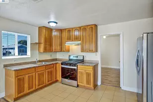 20332 Haviland Ave, Hayward, CA 94541 - Photo 5