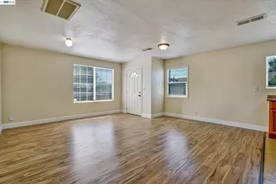 20332 Haviland Ave, Hayward, CA 94541 - Photo 3