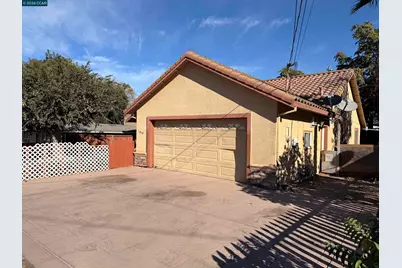 1859 Vine Ln, Antioch, CA 94509 - Photo 3