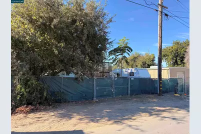1859 Vine Ln, Antioch, CA 94509 - Photo 21