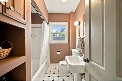 6027 Buena Ventura Ave., Oakland, CA 94605 - Photo 25