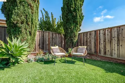 5991 Skyfarm Dr, Castro Valley, CA 94552 - Photo 25