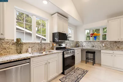 3426 Pierson St, Oakland, CA 94619 - Photo 21
