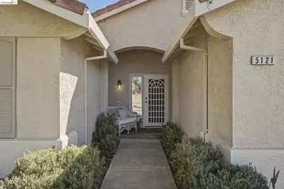 5121 Tehachapi Way, Antioch, CA 94531 - Photo 5