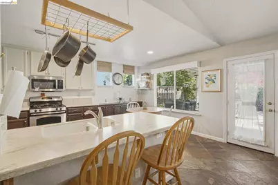 5121 Tehachapi Way, Antioch, CA 94531 - Photo 19
