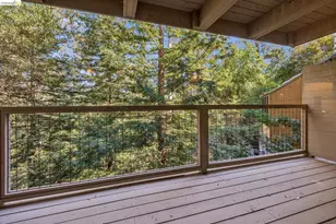 7101 Pinehaven Rd, Oakland, CA 94611 - Photo 33