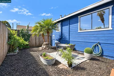 2520 Harrington Ave, Oakland, CA 94601 - Photo 17