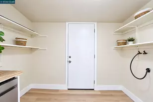 2520 Harrington Ave, Oakland, CA 94601 - Photo 13