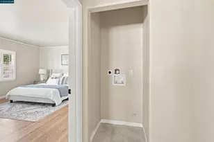 576 57th St, Oakland, CA 94609 - Photo 25