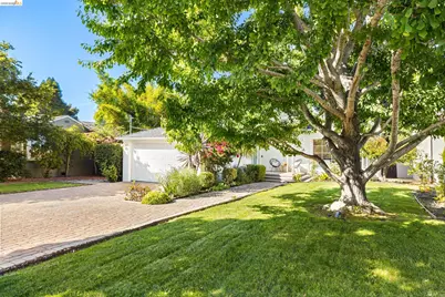 1112 Glen Dr, San Leandro, CA 94577 - Photo 45