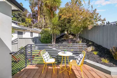 2922 Parker Ave, Oakland, CA 94605 - Photo 5