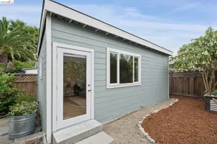 4261 Suter St, Oakland, CA 94619 - Photo 25