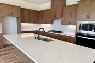 17369 Bushwick Ln, Lathrop, CA 95330 - Photo 3