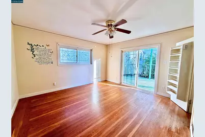 477 10th St, Pittsburg, CA 94565 - Photo 27