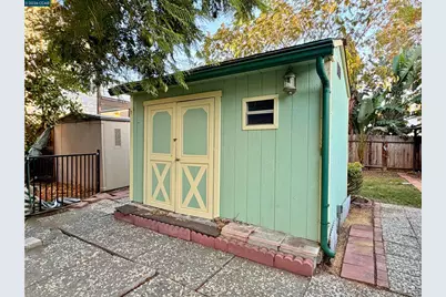477 10th St, Pittsburg, CA 94565 - Photo 45
