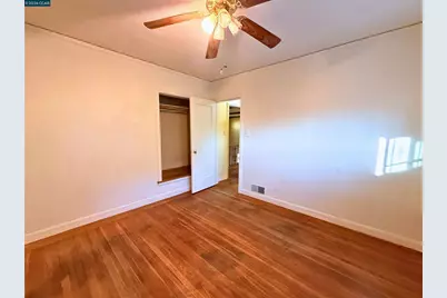 477 10th St, Pittsburg, CA 94565 - Photo 25