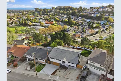 2843 Jennifer Dr, Castro Valley, CA 94546 - Photo 89