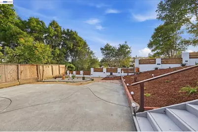 2843 Jennifer Dr, Castro Valley, CA 94546 - Photo 73