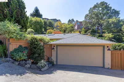 139 Buckeye Ave, Oakland, CA 94618 - Photo 3