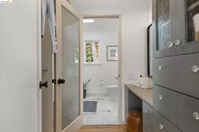 139 Buckeye Ave, Oakland, CA 94618 - Photo 31