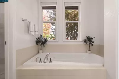 2046 Northfield Dr, Santa Rosa, CA 95403 - Photo 29