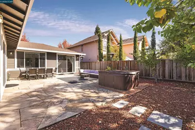 2046 Northfield Dr, Santa Rosa, CA 95403 - Photo 37