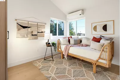 1705 Russell St, Berkeley, CA 94703 - Photo 25