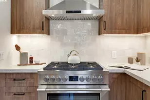 1705 Russell St, Berkeley, CA 94703 - Photo 9