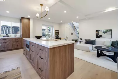 1705 Russell St, Berkeley, CA 94703 - Photo 11