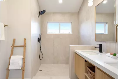 1705 Russell St, Berkeley, CA 94703 - Photo 23