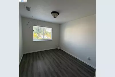 9609 Flame Tokay Way, Elk Grove, CA 95624 - Photo 13